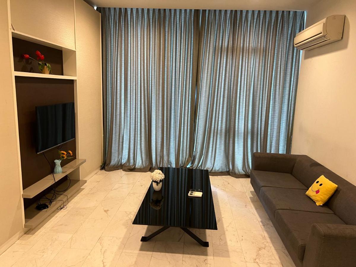 Amazing Pool By Platinum Suites Klcc Kuala Lumpur Ngoại thất bức ảnh