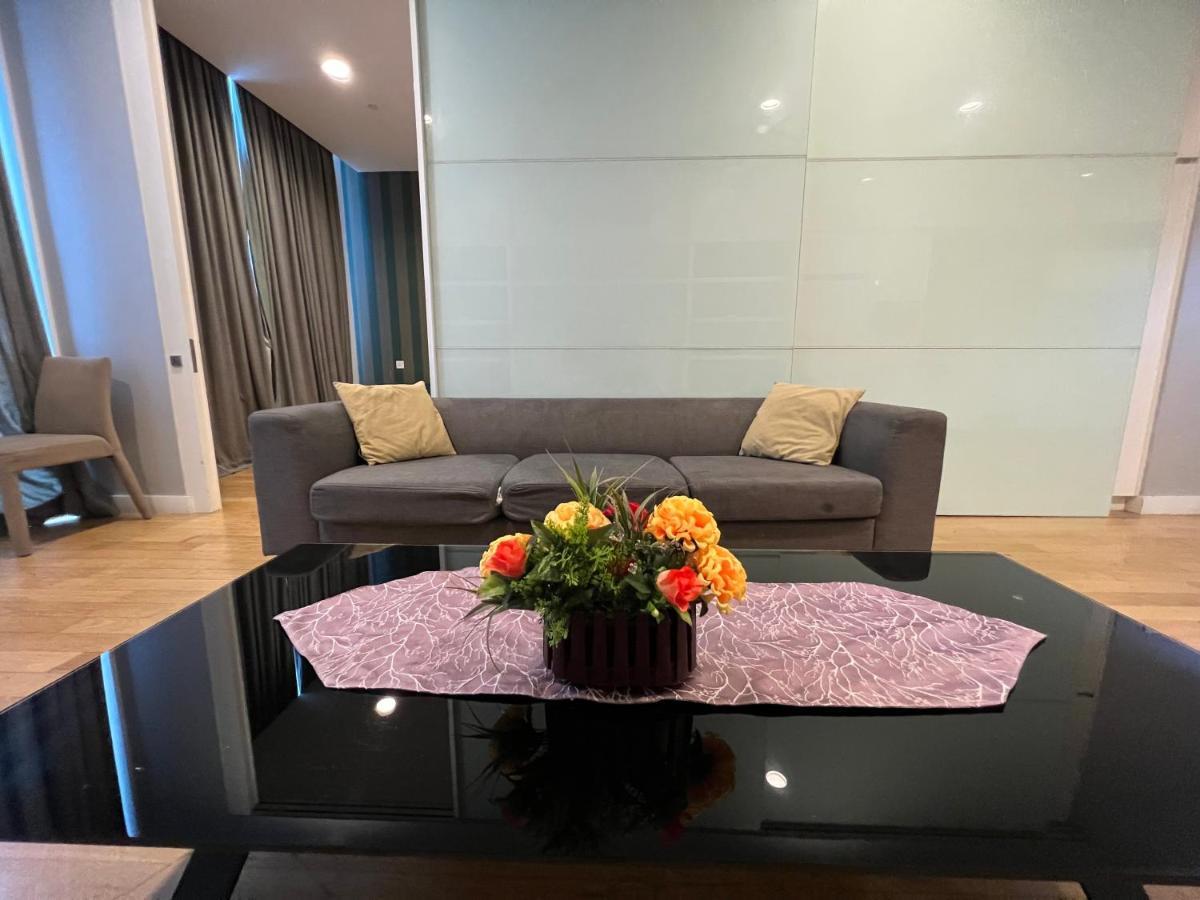 Amazing Pool By Platinum Suites Klcc Kuala Lumpur Ngoại thất bức ảnh