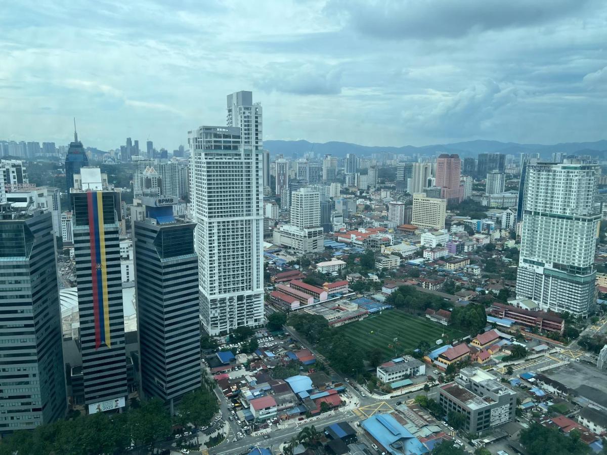 Amazing Pool By Platinum Suites Klcc Kuala Lumpur Ngoại thất bức ảnh