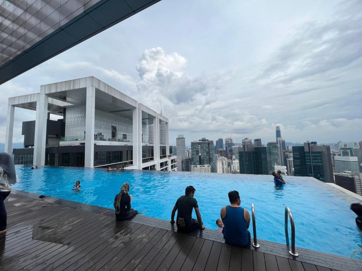 Amazing Pool By Platinum Suites Klcc Kuala Lumpur Ngoại thất bức ảnh