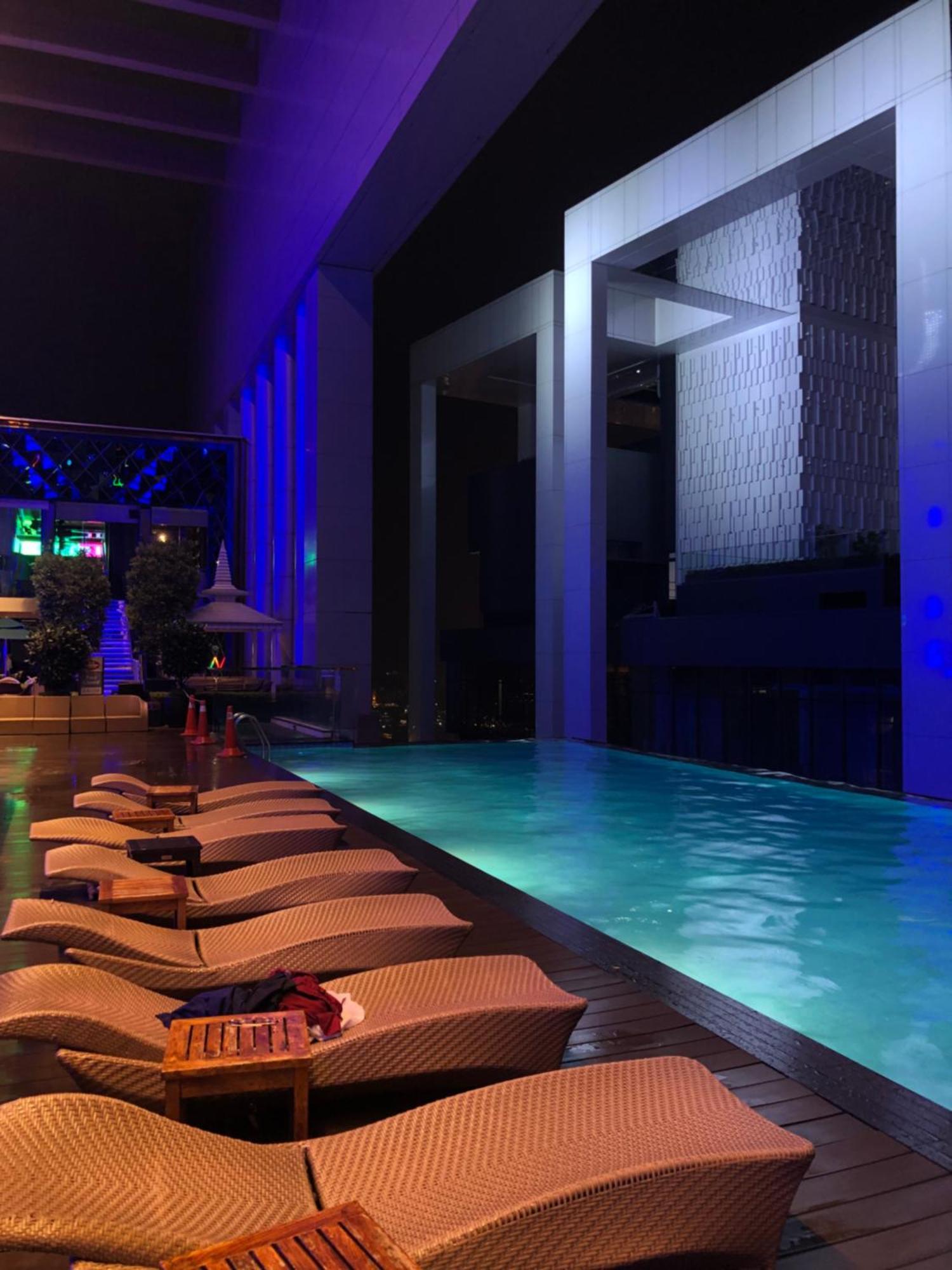 Amazing Pool By Platinum Suites Klcc Kuala Lumpur Ngoại thất bức ảnh